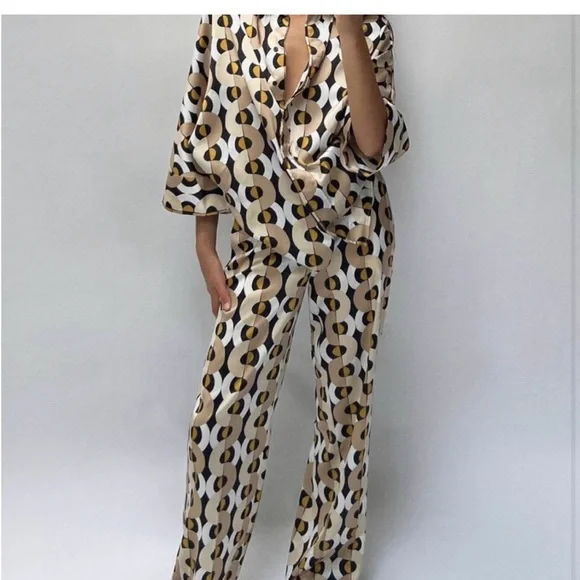 Chic Geometric Patterned Set - Picture 1 of 1